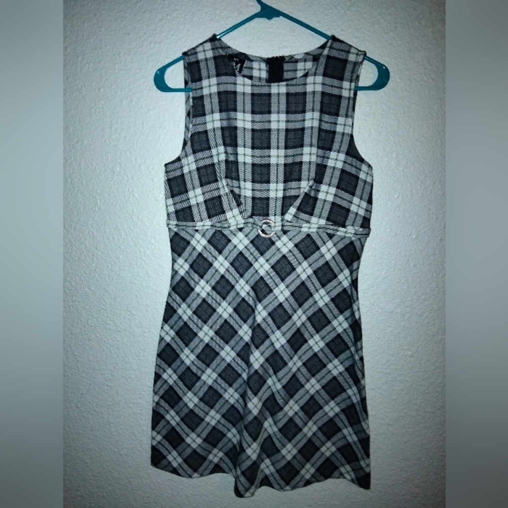 My Michelle gingham dress size 7/8